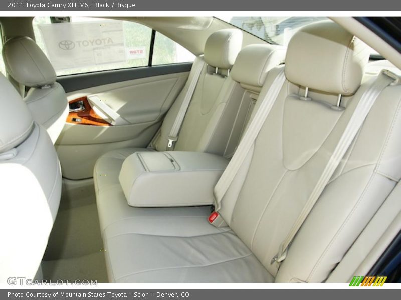Black / Bisque 2011 Toyota Camry XLE V6
