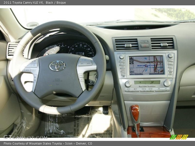 Black / Bisque 2011 Toyota Camry XLE V6