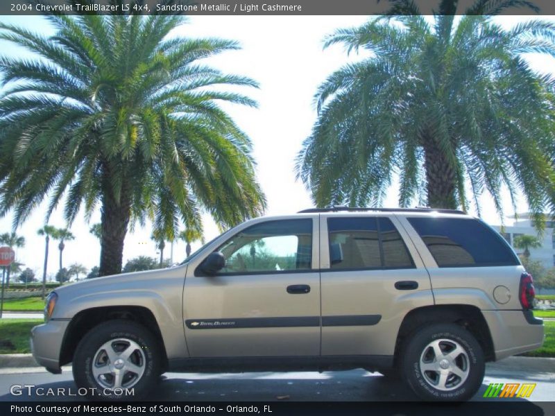 Sandstone Metallic / Light Cashmere 2004 Chevrolet TrailBlazer LS 4x4