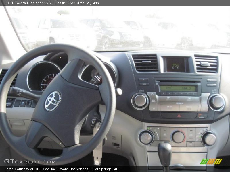 Classic Silver Metallic / Ash 2011 Toyota Highlander V6