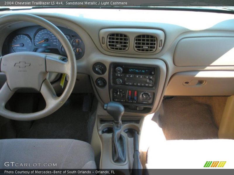 Sandstone Metallic / Light Cashmere 2004 Chevrolet TrailBlazer LS 4x4