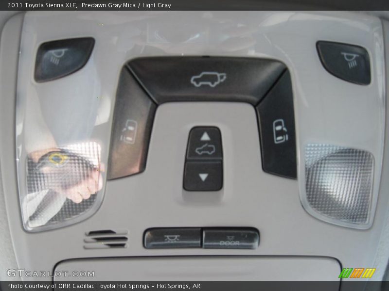 Predawn Gray Mica / Light Gray 2011 Toyota Sienna XLE