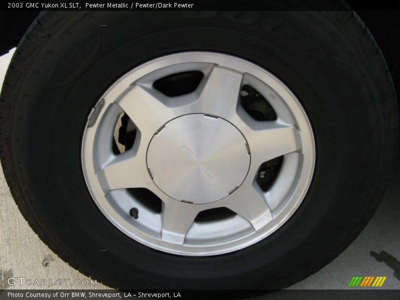  2003 Yukon XL SLT Wheel
