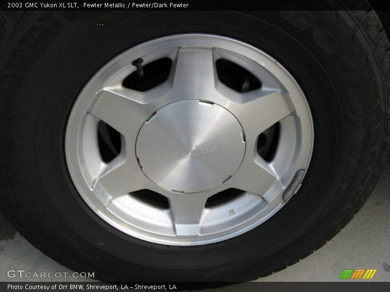  2003 Yukon XL SLT Wheel