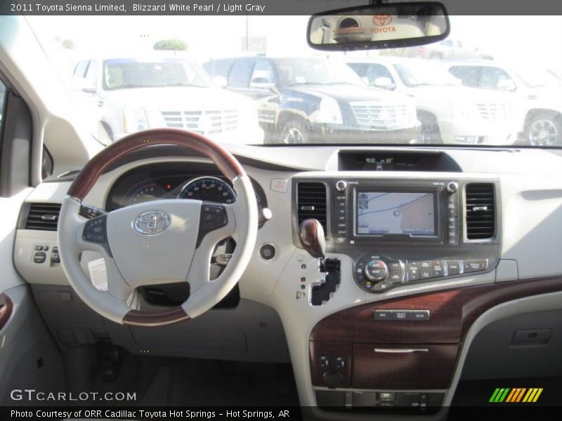 Dashboard of 2011 Sienna Limited