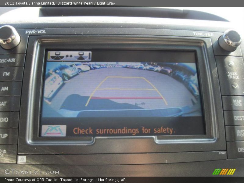 Blizzard White Pearl / Light Gray 2011 Toyota Sienna Limited