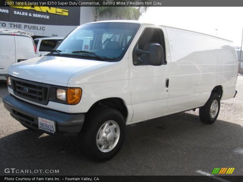 Oxford White / Medium Flint Grey 2007 Ford E Series Van E350 Super Duty Commercial