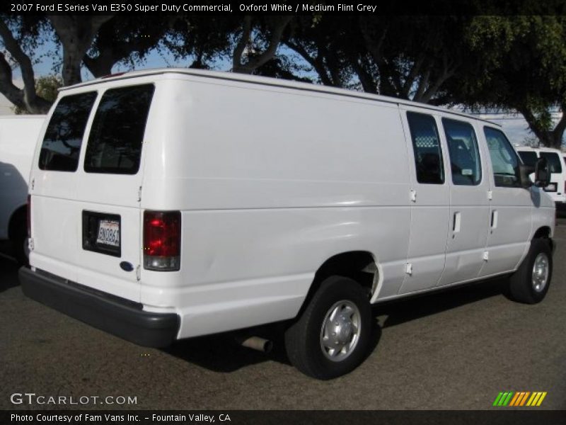  2007 E Series Van E350 Super Duty Commercial Oxford White