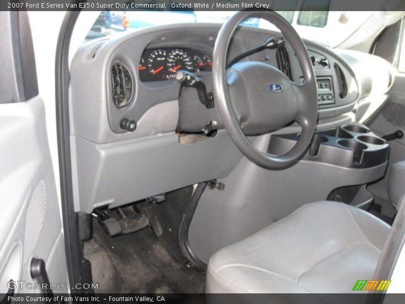 Oxford White / Medium Flint Grey 2007 Ford E Series Van E350 Super Duty Commercial