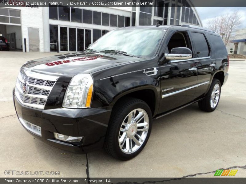 Front 3/4 View of 2011 Escalade Platinum