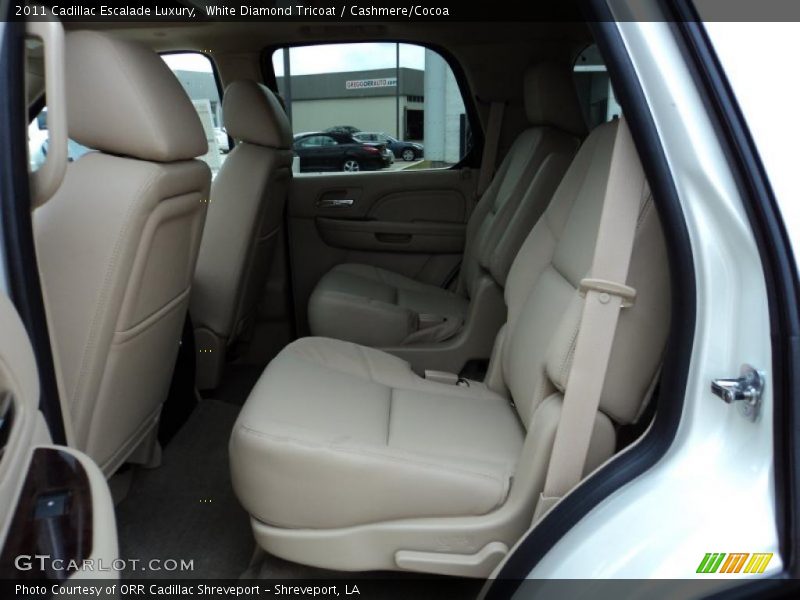  2011 Escalade Luxury Cashmere/Cocoa Interior