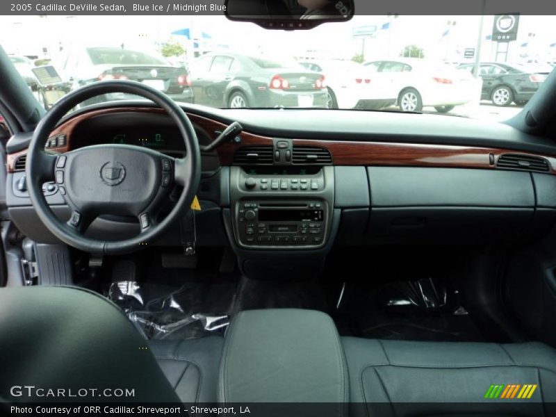 Blue Ice / Midnight Blue 2005 Cadillac DeVille Sedan