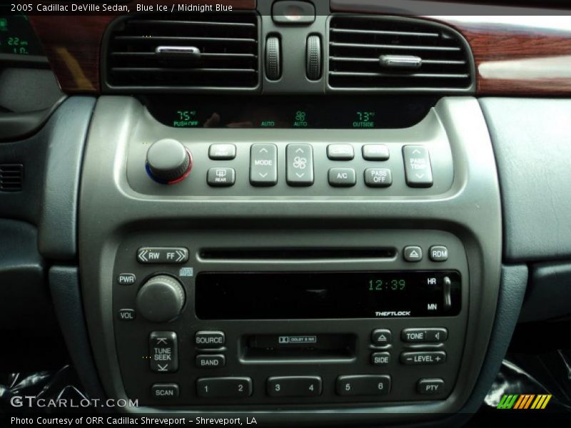 Blue Ice / Midnight Blue 2005 Cadillac DeVille Sedan