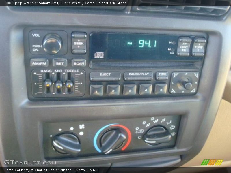 Controls of 2002 Wrangler Sahara 4x4