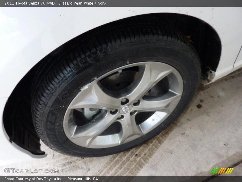 Blizzard Pearl White / Ivory 2011 Toyota Venza V6 AWD