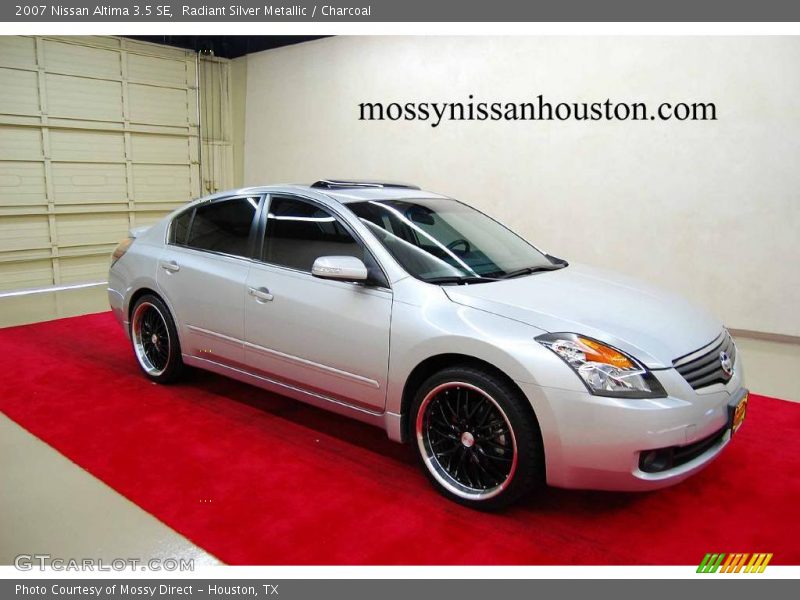 Radiant Silver Metallic / Charcoal 2007 Nissan Altima 3.5 SE
