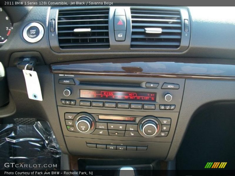 Controls of 2011 1 Series 128i Convertible