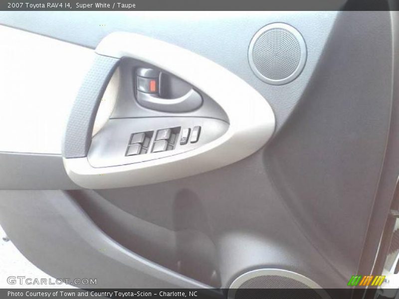 Super White / Taupe 2007 Toyota RAV4 I4