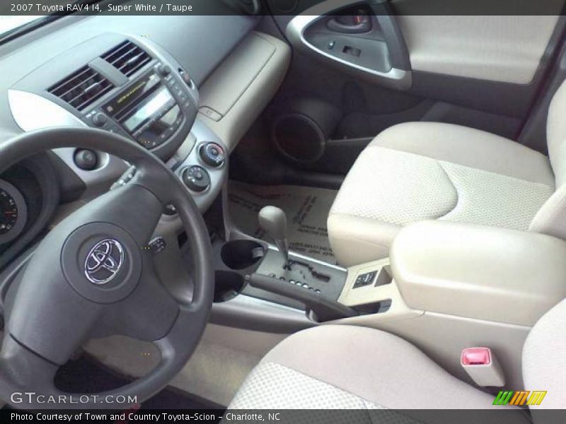 Super White / Taupe 2007 Toyota RAV4 I4