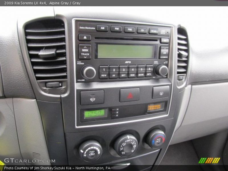 Controls of 2009 Sorento LX 4x4