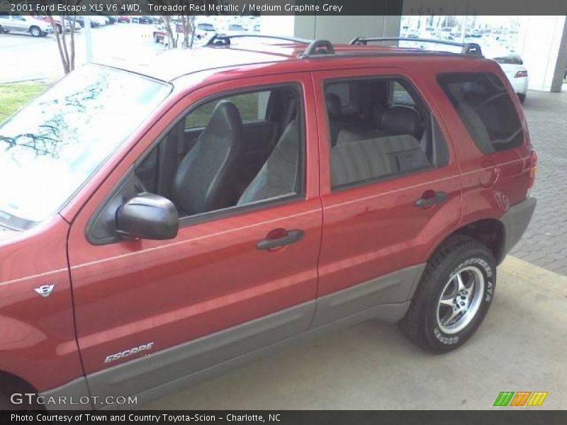 Toreador Red Metallic / Medium Graphite Grey 2001 Ford Escape XLS V6 4WD
