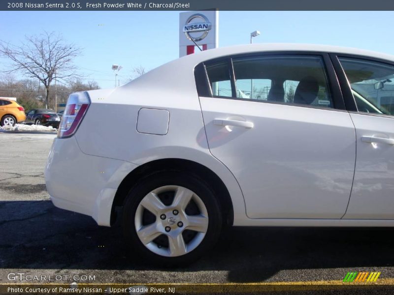 Fresh Powder White / Charcoal/Steel 2008 Nissan Sentra 2.0 S