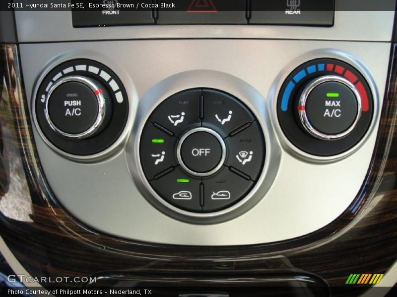 Controls of 2011 Santa Fe SE