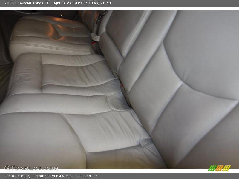 Light Pewter Metallic / Tan/Neutral 2003 Chevrolet Tahoe LT