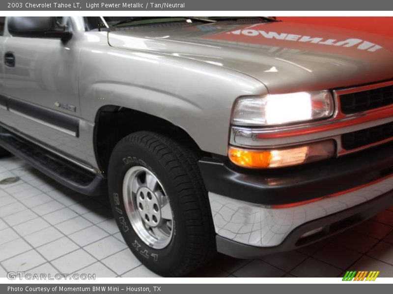 Light Pewter Metallic / Tan/Neutral 2003 Chevrolet Tahoe LT