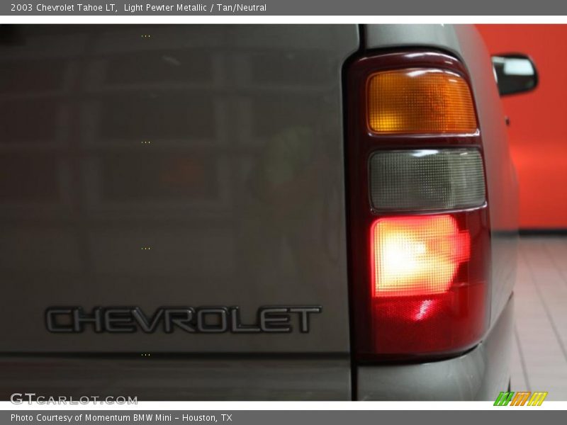 Light Pewter Metallic / Tan/Neutral 2003 Chevrolet Tahoe LT