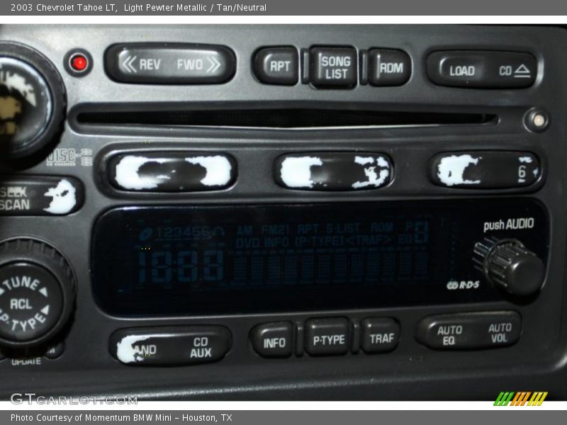 Light Pewter Metallic / Tan/Neutral 2003 Chevrolet Tahoe LT