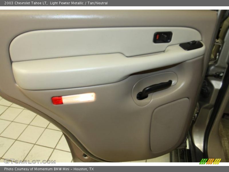 Light Pewter Metallic / Tan/Neutral 2003 Chevrolet Tahoe LT