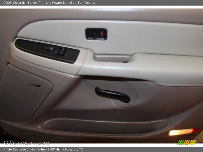 Light Pewter Metallic / Tan/Neutral 2003 Chevrolet Tahoe LT