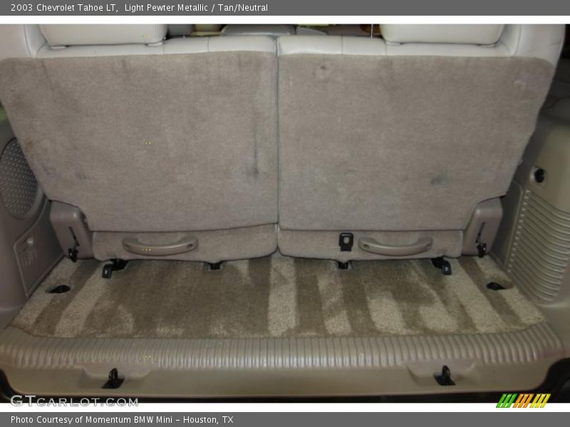 Light Pewter Metallic / Tan/Neutral 2003 Chevrolet Tahoe LT