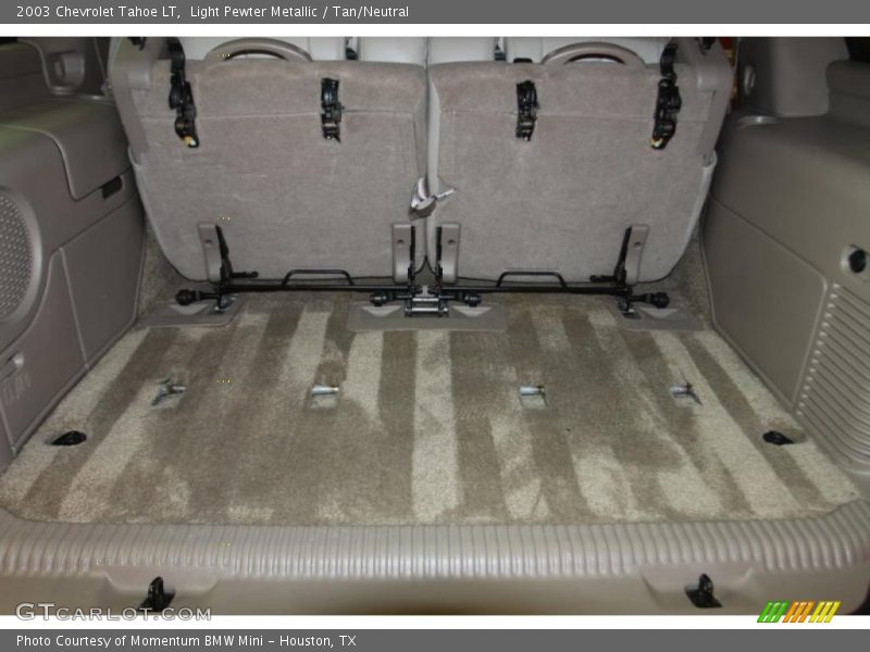 Light Pewter Metallic / Tan/Neutral 2003 Chevrolet Tahoe LT