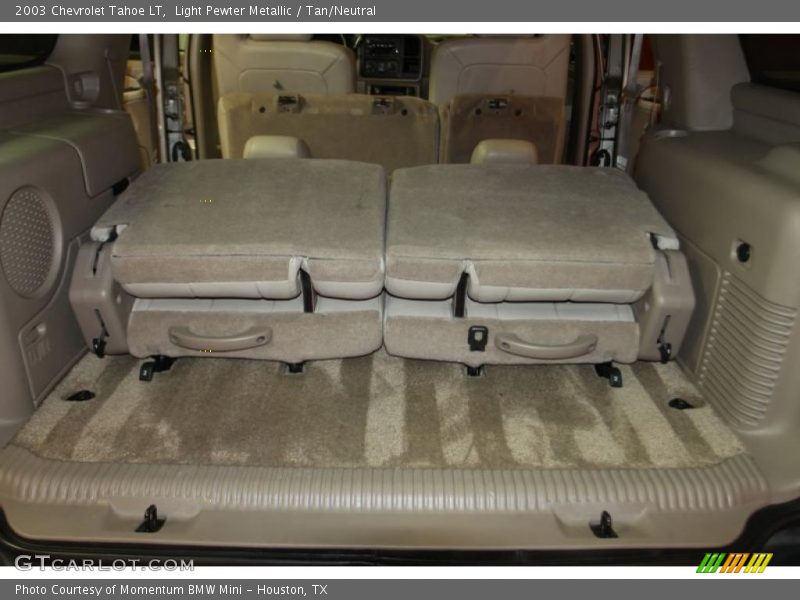 Light Pewter Metallic / Tan/Neutral 2003 Chevrolet Tahoe LT