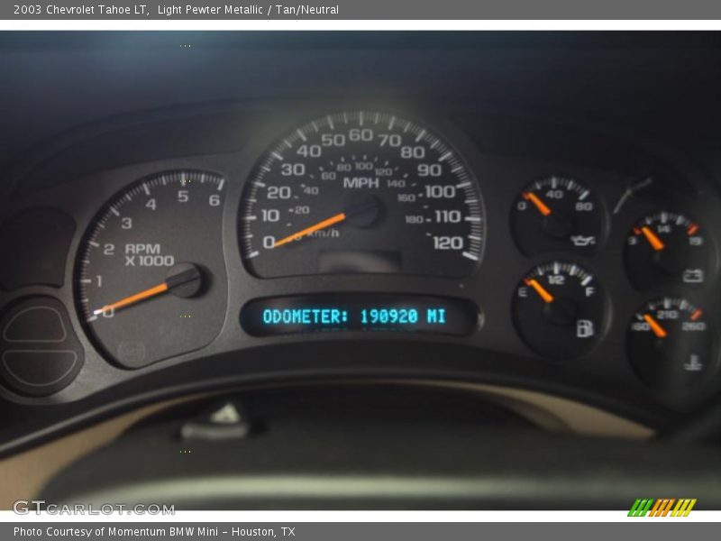 Light Pewter Metallic / Tan/Neutral 2003 Chevrolet Tahoe LT