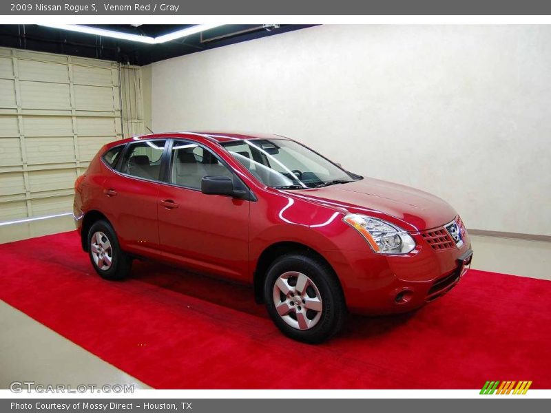 Venom Red / Gray 2009 Nissan Rogue S