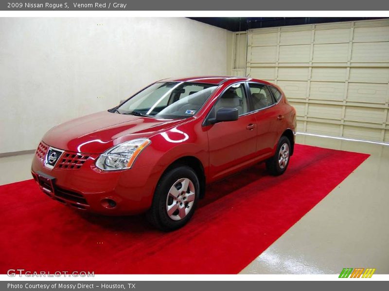 Venom Red / Gray 2009 Nissan Rogue S