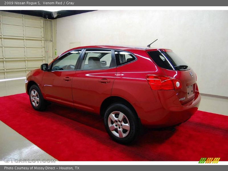 Venom Red / Gray 2009 Nissan Rogue S