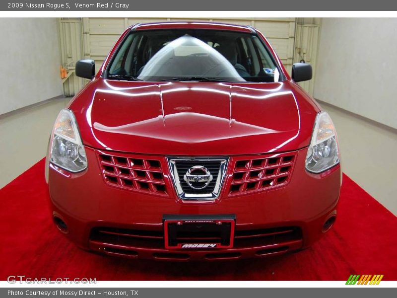 Venom Red / Gray 2009 Nissan Rogue S