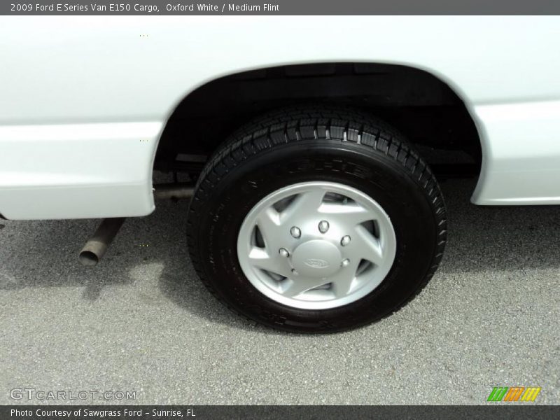 Oxford White / Medium Flint 2009 Ford E Series Van E150 Cargo