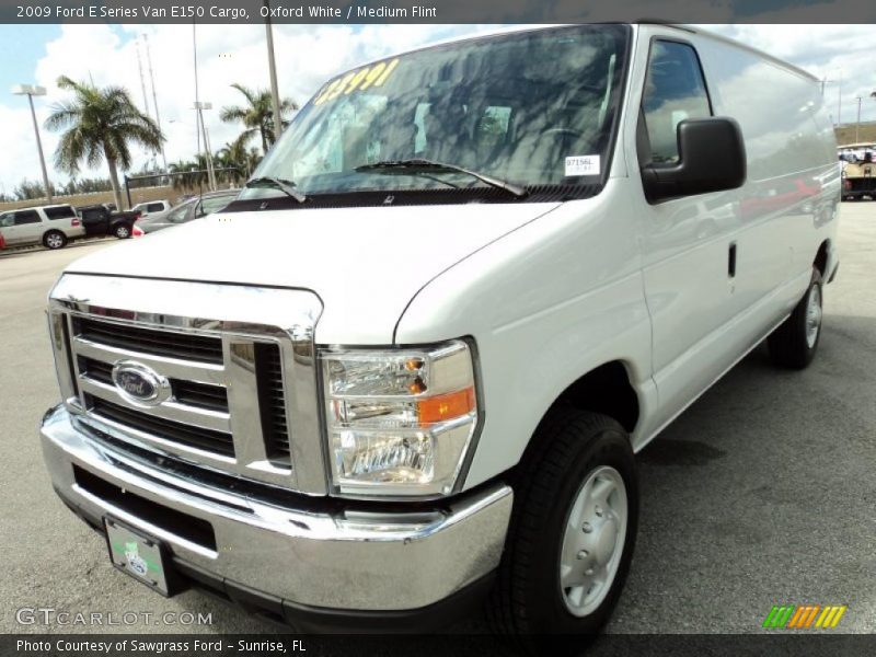 Front 3/4 View of 2009 E Series Van E150 Cargo