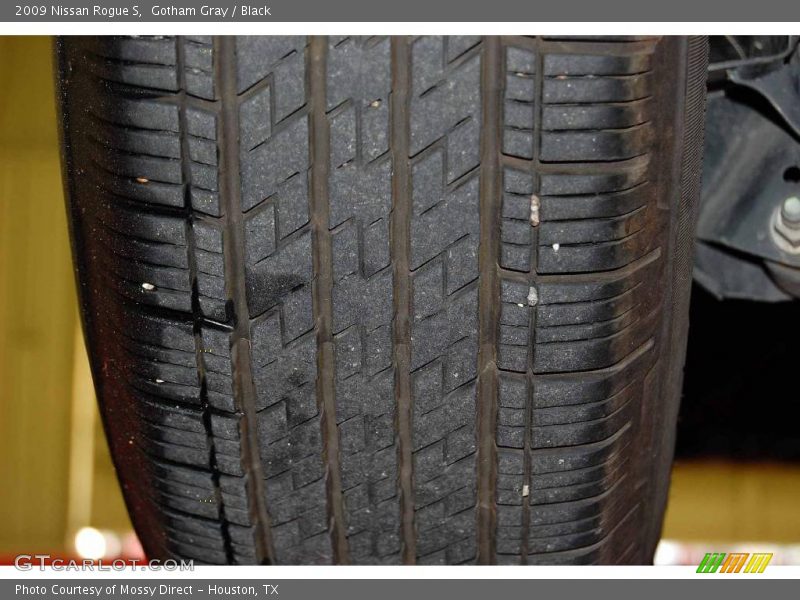 Gotham Gray / Black 2009 Nissan Rogue S
