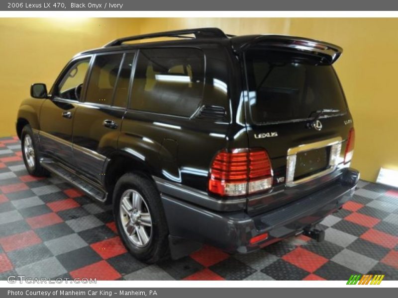 Black Onyx / Ivory 2006 Lexus LX 470