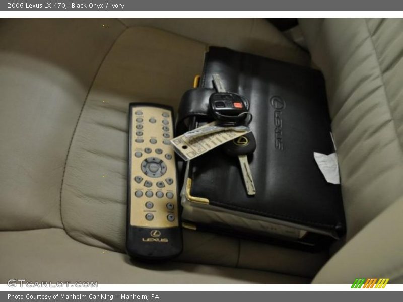Black Onyx / Ivory 2006 Lexus LX 470