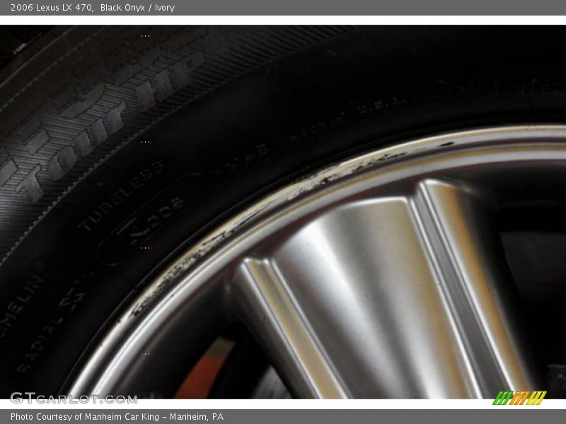 Black Onyx / Ivory 2006 Lexus LX 470
