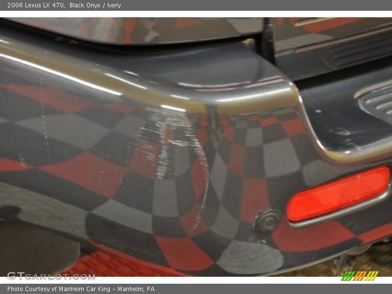 Black Onyx / Ivory 2006 Lexus LX 470