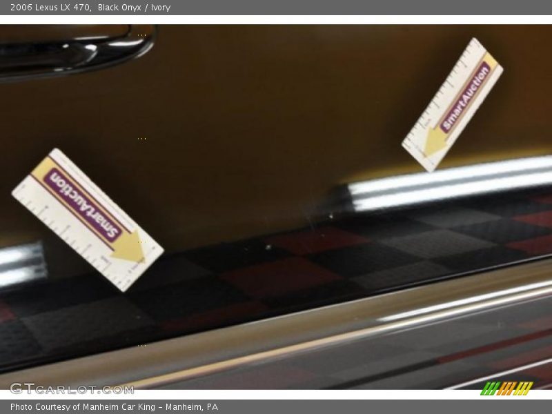 Black Onyx / Ivory 2006 Lexus LX 470