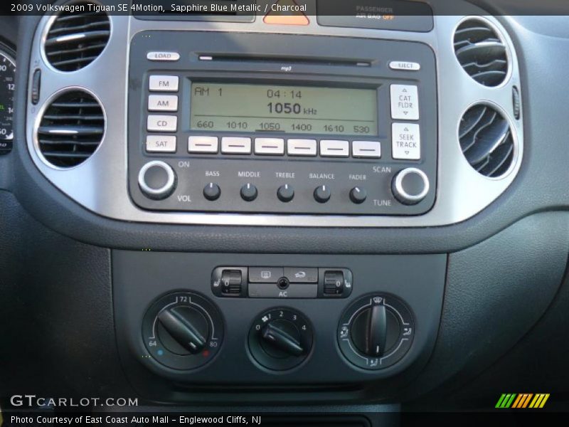 Controls of 2009 Tiguan SE 4Motion